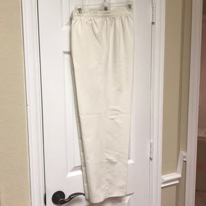 Draper’s & Damon’s Winter White Petite Slacks